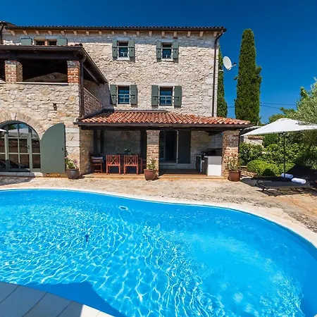 Villa Musalez Villa *